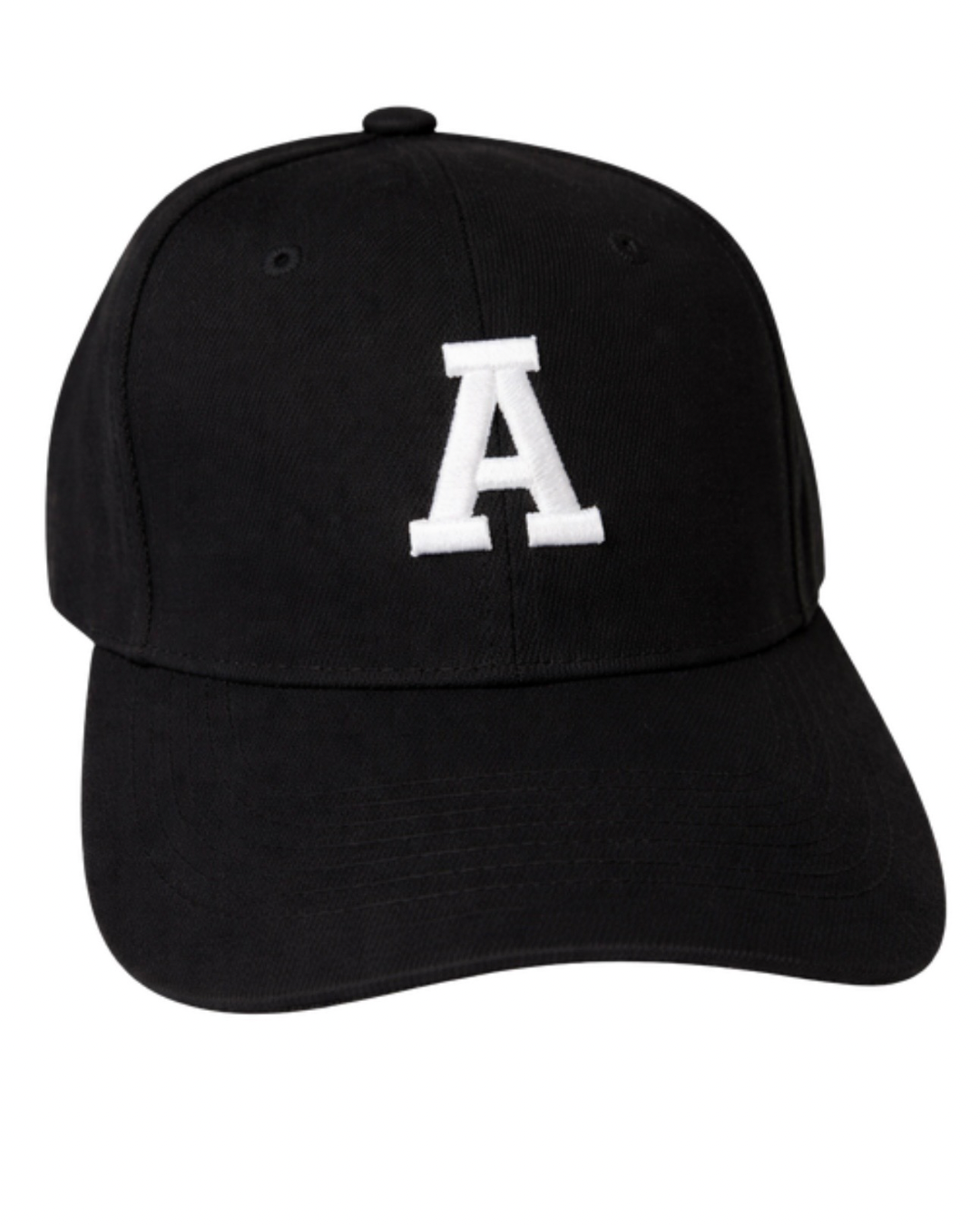 Gorra ajustable negra con inicial bordada cualquier letra de abecedario. Entrega 2 a 5 días hábiles.