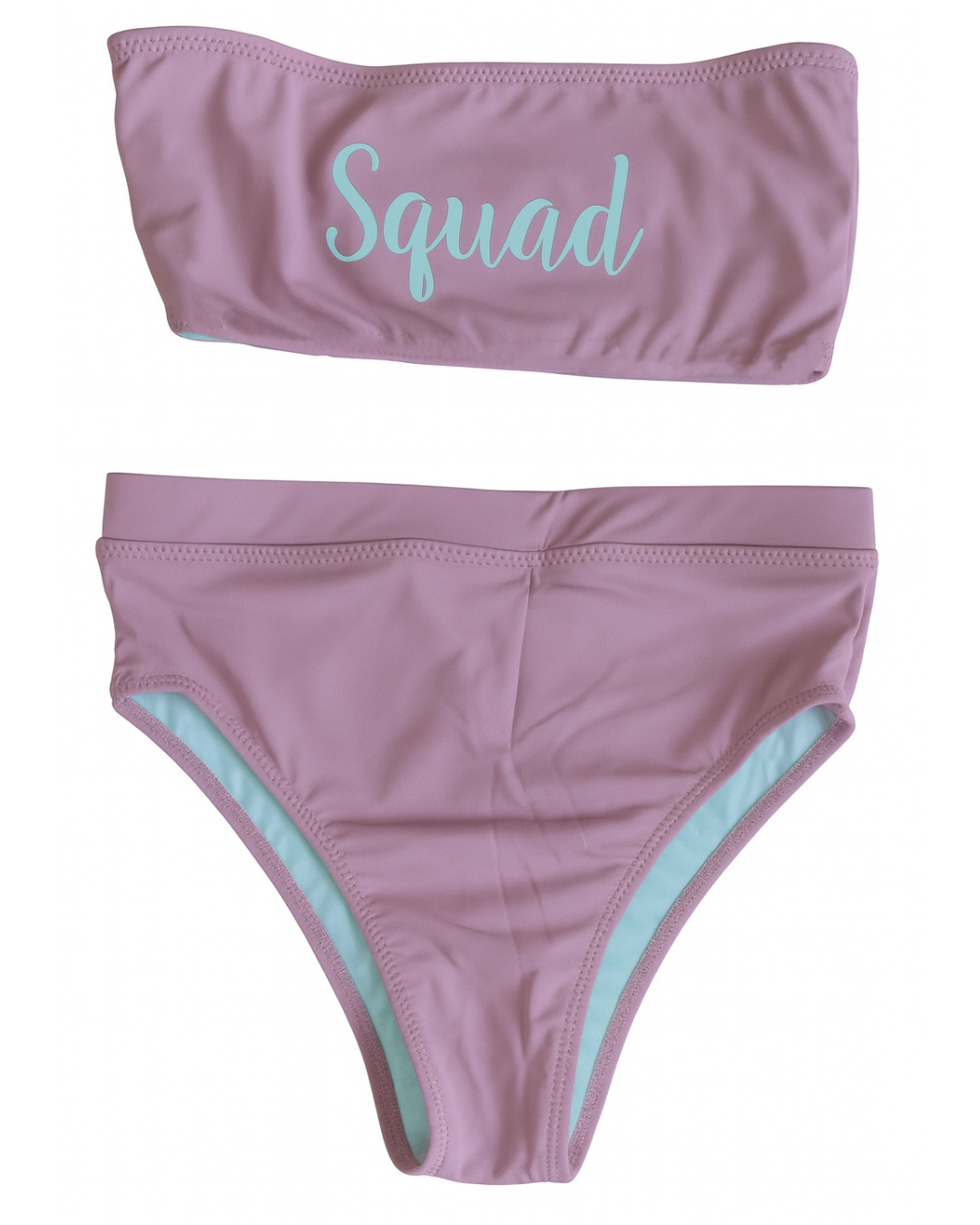 Traje de baño en bikini de top recto y calzón de tiro alto con resorte en cintura.                                                        Entrega 2 a 5 días hábiles.