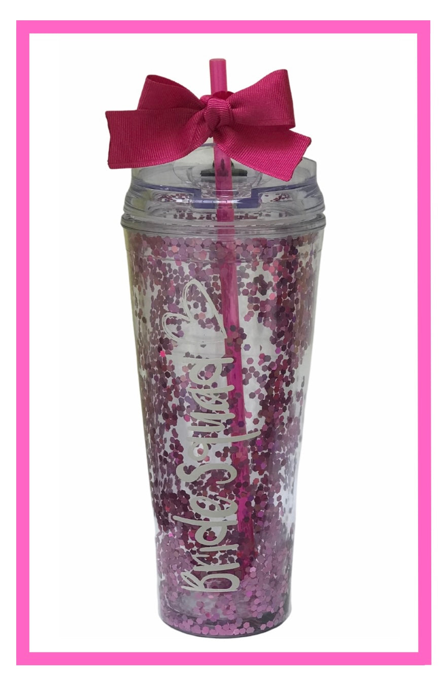 ENTREGA INMEDIATA Vaso Glitter Tapa Antiderramante 710 ml. fiucsa con frase Bride Squad con corazón blanco.