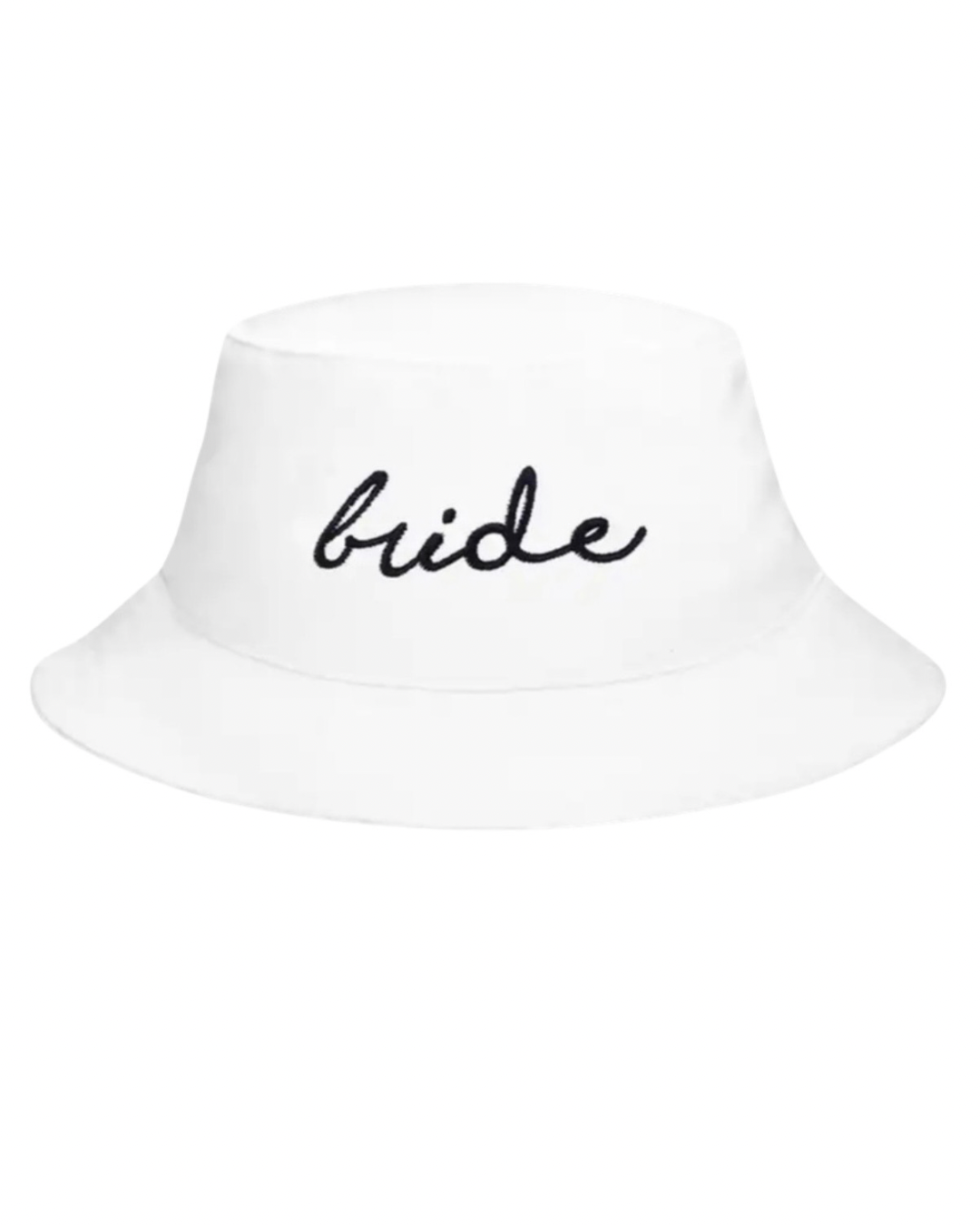 Gorro bucket hat con bordado manuscrito.                                                   Entrega 15 a 20 días hábiles.